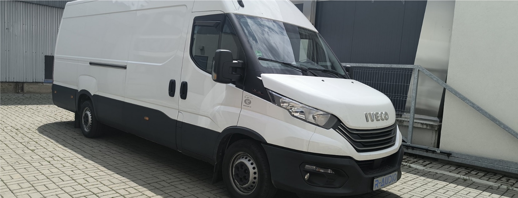 Iveco Daily - kompletní ozvučení dodávky